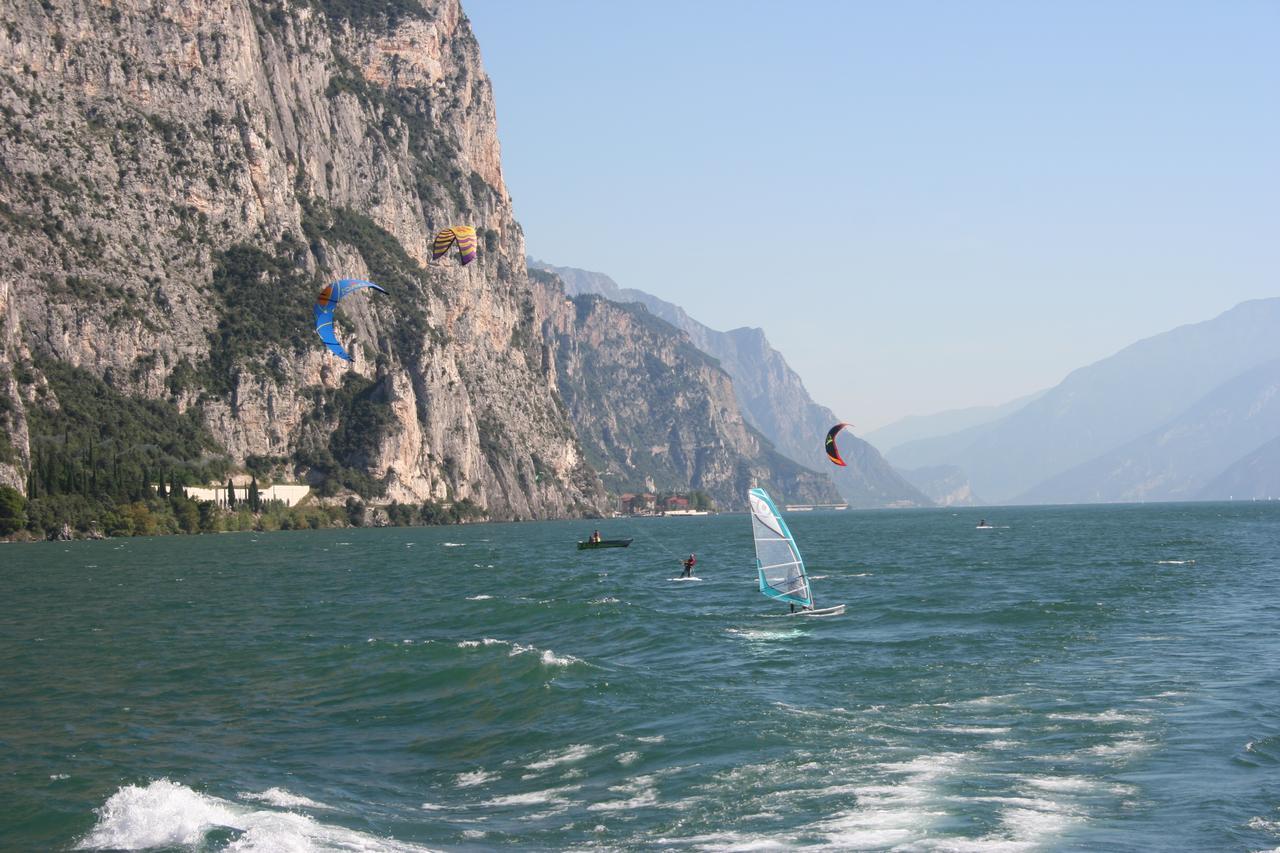 Casa Vacanze Regina Del Lago Tremosine エクステリア 写真